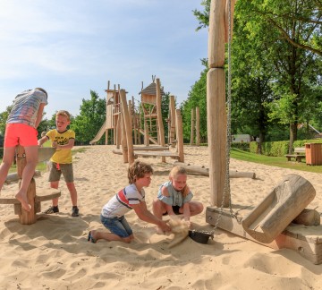 Großer Spielplatz