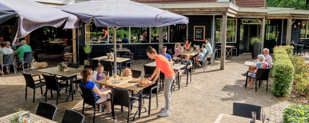 Dineren terras restaurant troubadour