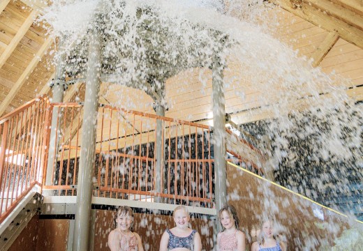 Overdekte waterspeeltuin kaps twente tubbergen