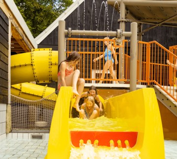 Waterspeeltuin Recreatiepark Kaps 09.JPG